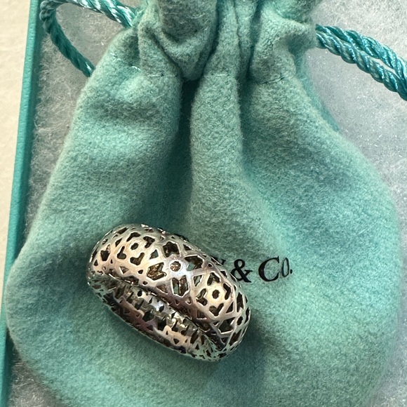 Tiffany’s Marrakech Ring 5.5 - Picture 4 of 8